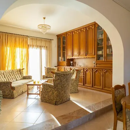 Villa Paul's American Mansion- Suburb