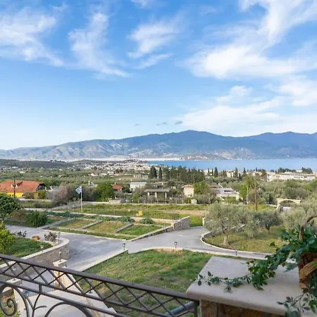 Villa Paul's American Mansion- Suburb *